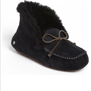Ugg Size 8 Alena Slipper Bootie